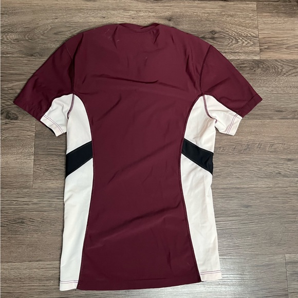 ASICS Dri Fit T Shirt (Men’s Medium) - Picture 4 of 4